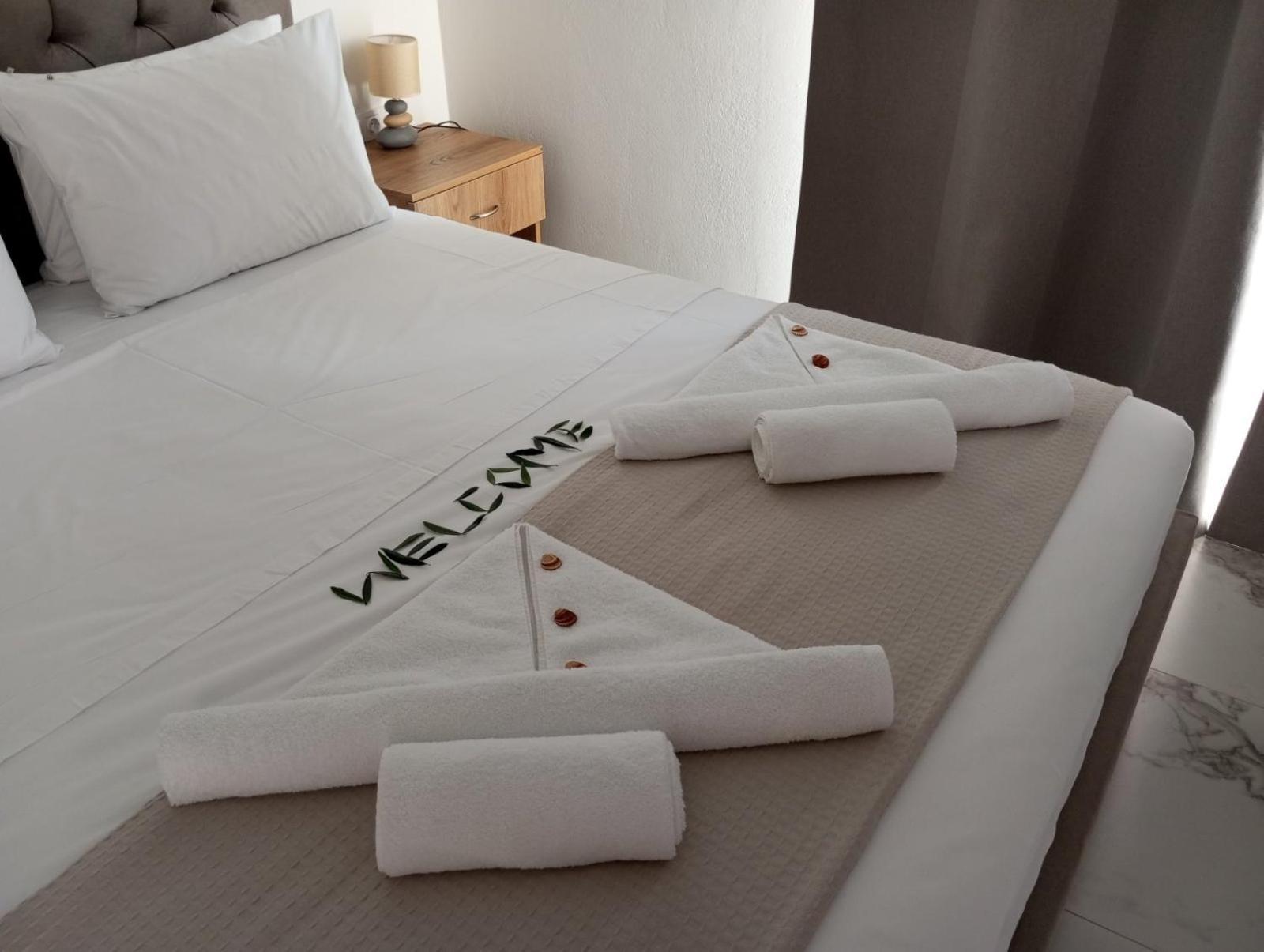 Three Charites Resort Ялова Екстер'єр фото