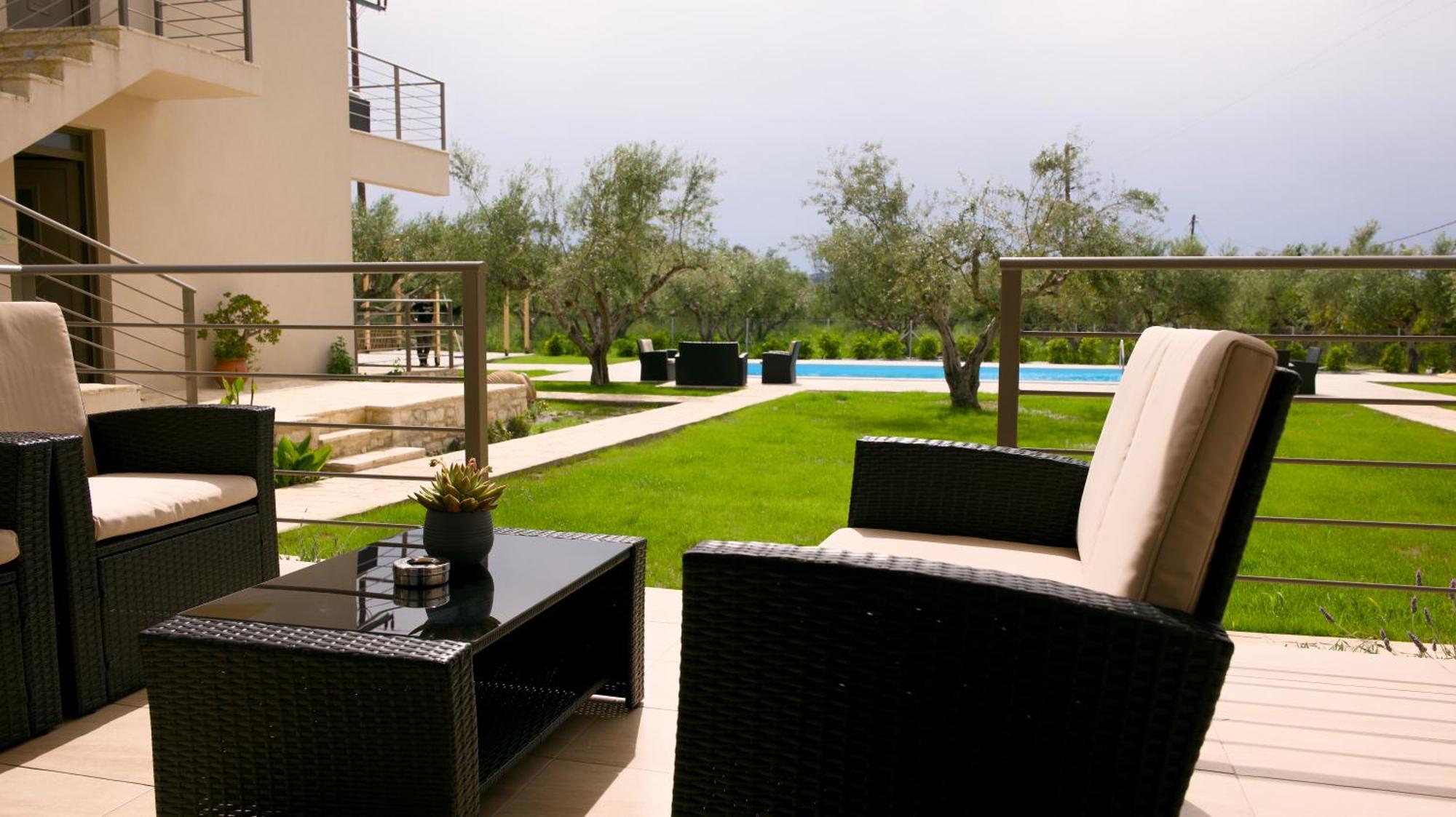 Three Charites Resort Ялова Екстер'єр фото